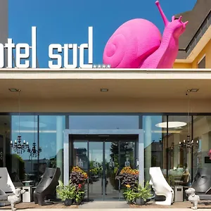 4* מלון Sued